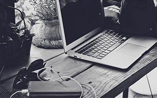 1500万巨亏！彻底崩盘，曼联中场水货难逃清洗？